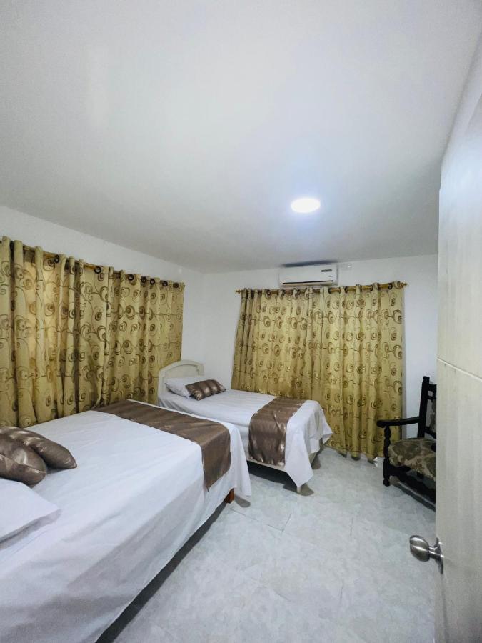 Hostal Casa San Pedro Санта-Марта Екстер'єр фото