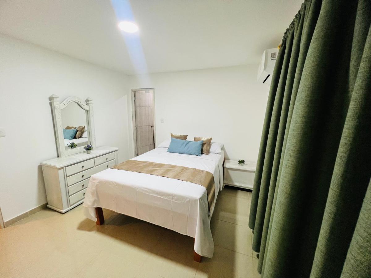 Hostal Casa San Pedro Санта-Марта Екстер'єр фото