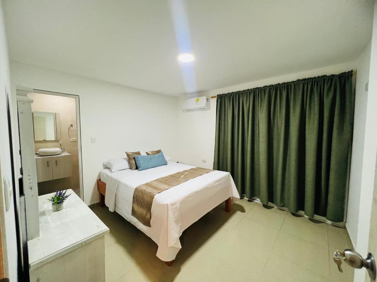Hostal Casa San Pedro Санта-Марта Екстер'єр фото