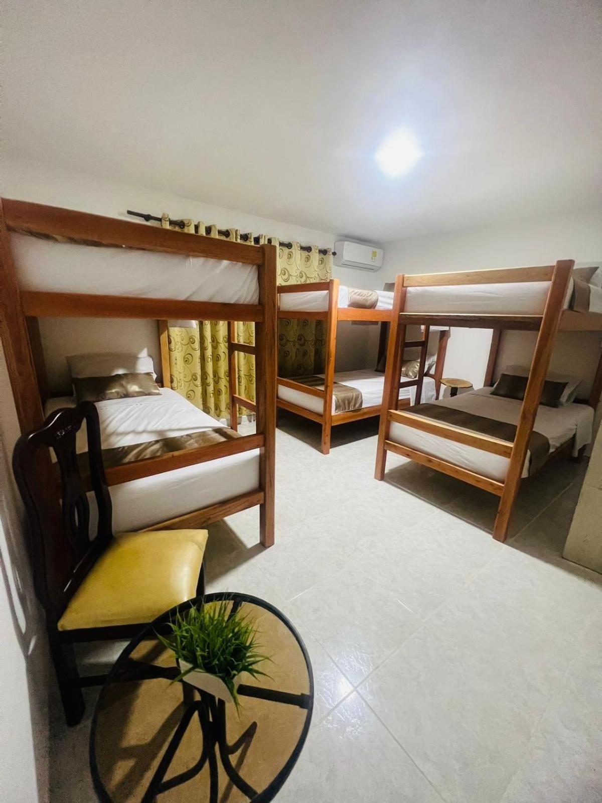 Hostal Casa San Pedro Санта-Марта Екстер'єр фото