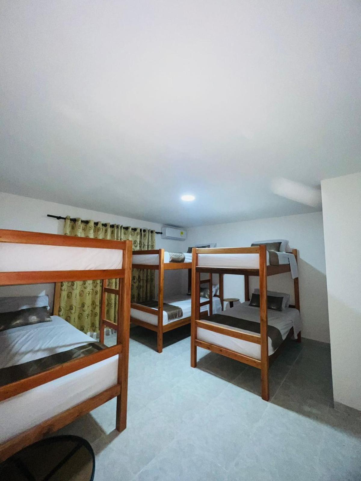Hostal Casa San Pedro Санта-Марта Екстер'єр фото